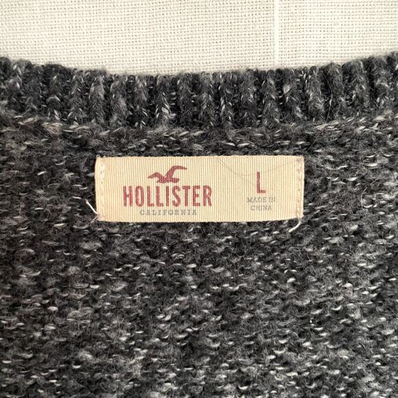 Hollister Cotton Blend Vneck Pullover Logo Sweater preppy - Picture 3 of 4